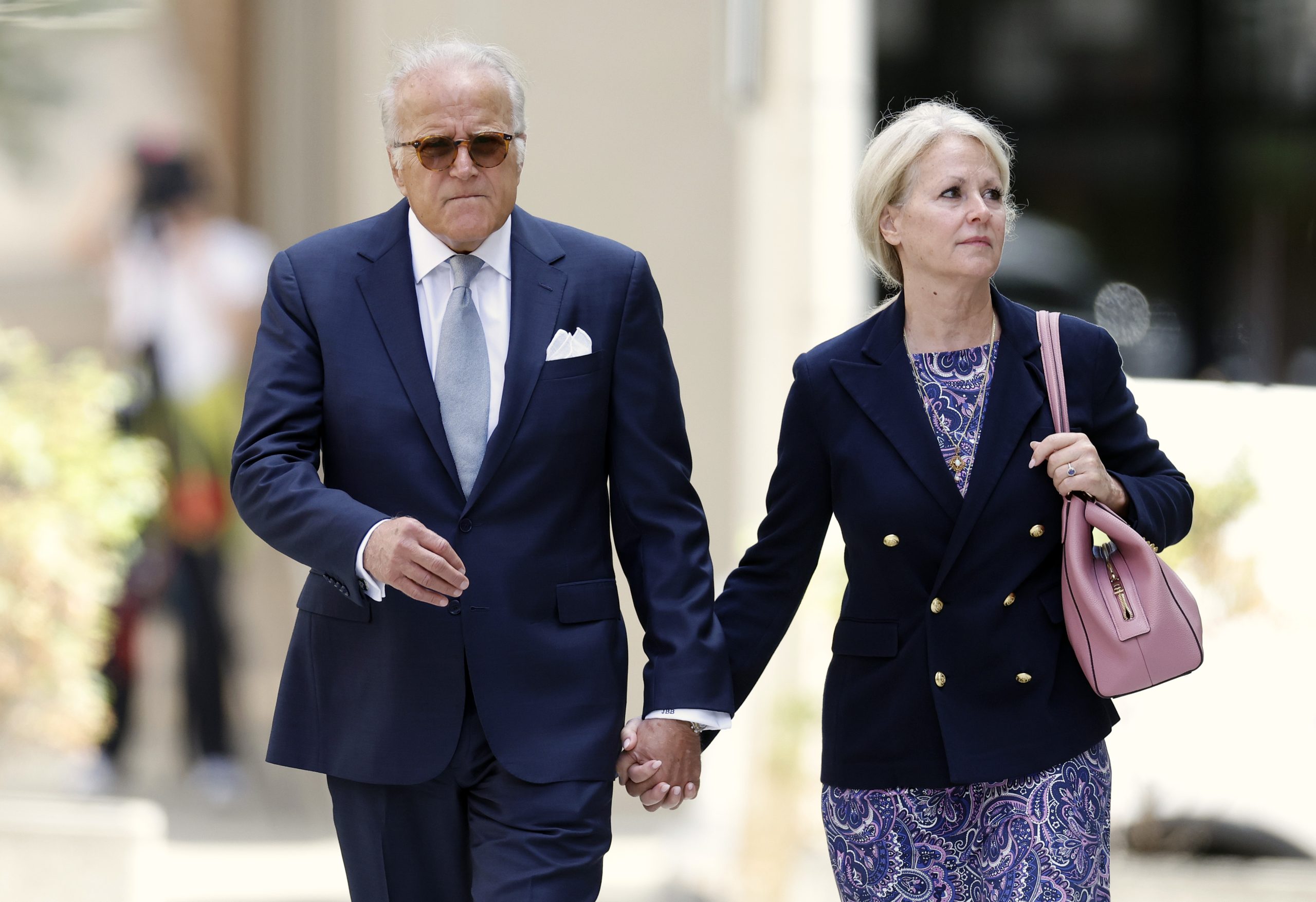 James Biden, hermano del presidente, y su esposa Sara