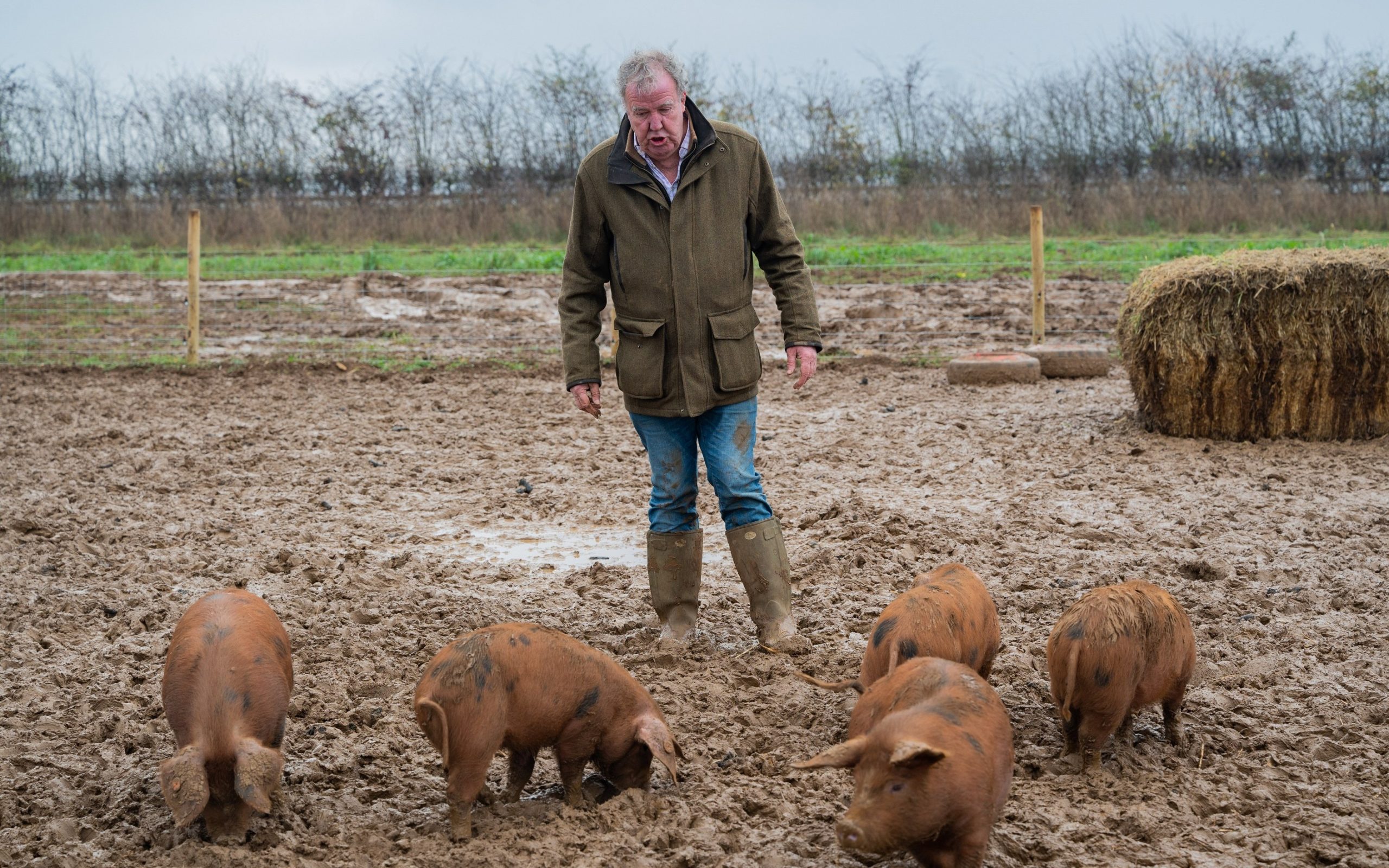 Clarkson con sus animales de granja favoritos